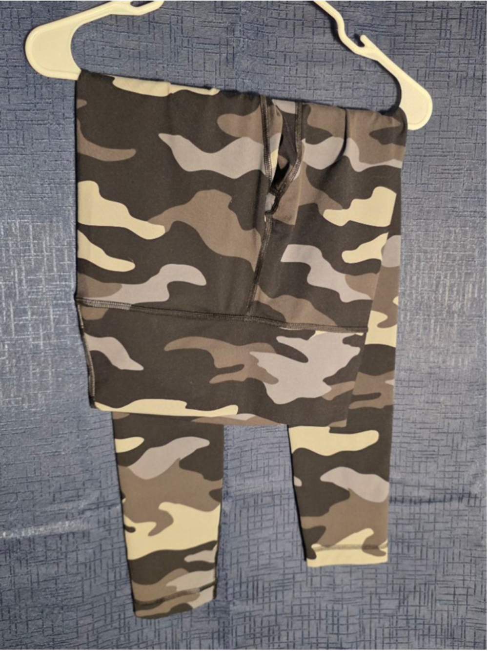 Women's PINK Victoria's Secret Leggings S Black Gray Camo